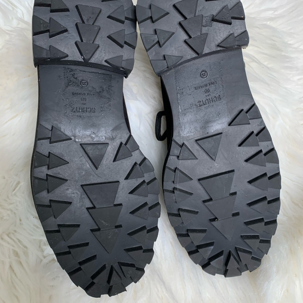 Schutz
LucilleFauxShearling-LinedSuedeHiking Boots - Picture 12 of 13